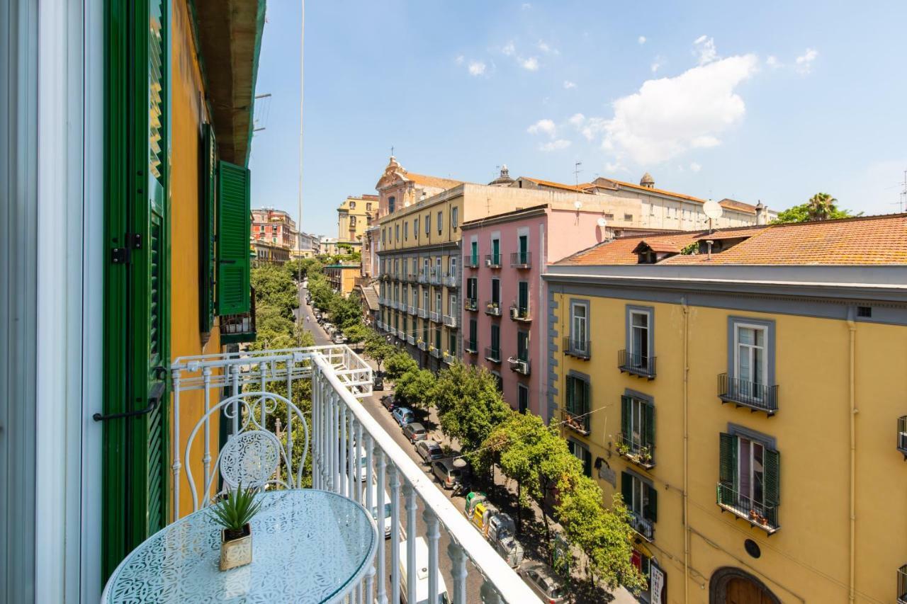 B&B Napoli Holidays Eksteriør billede